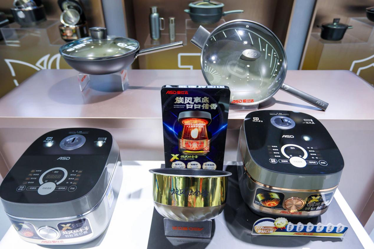 “邪修”出圈，装备升级：AWE2026厨房小家电定义厨房消费新范式