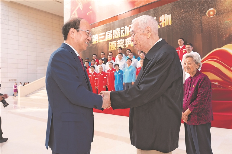 礼赞石油英模 赓续红色血脉——三位“90后”的能源报国情