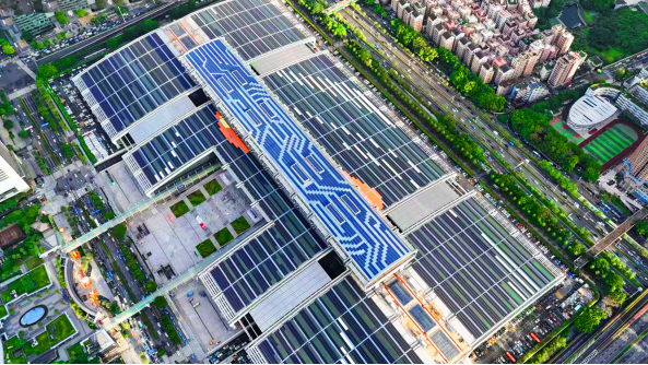 建筑友好型光伏助推工商业屋面绿色转型&nbsp;
